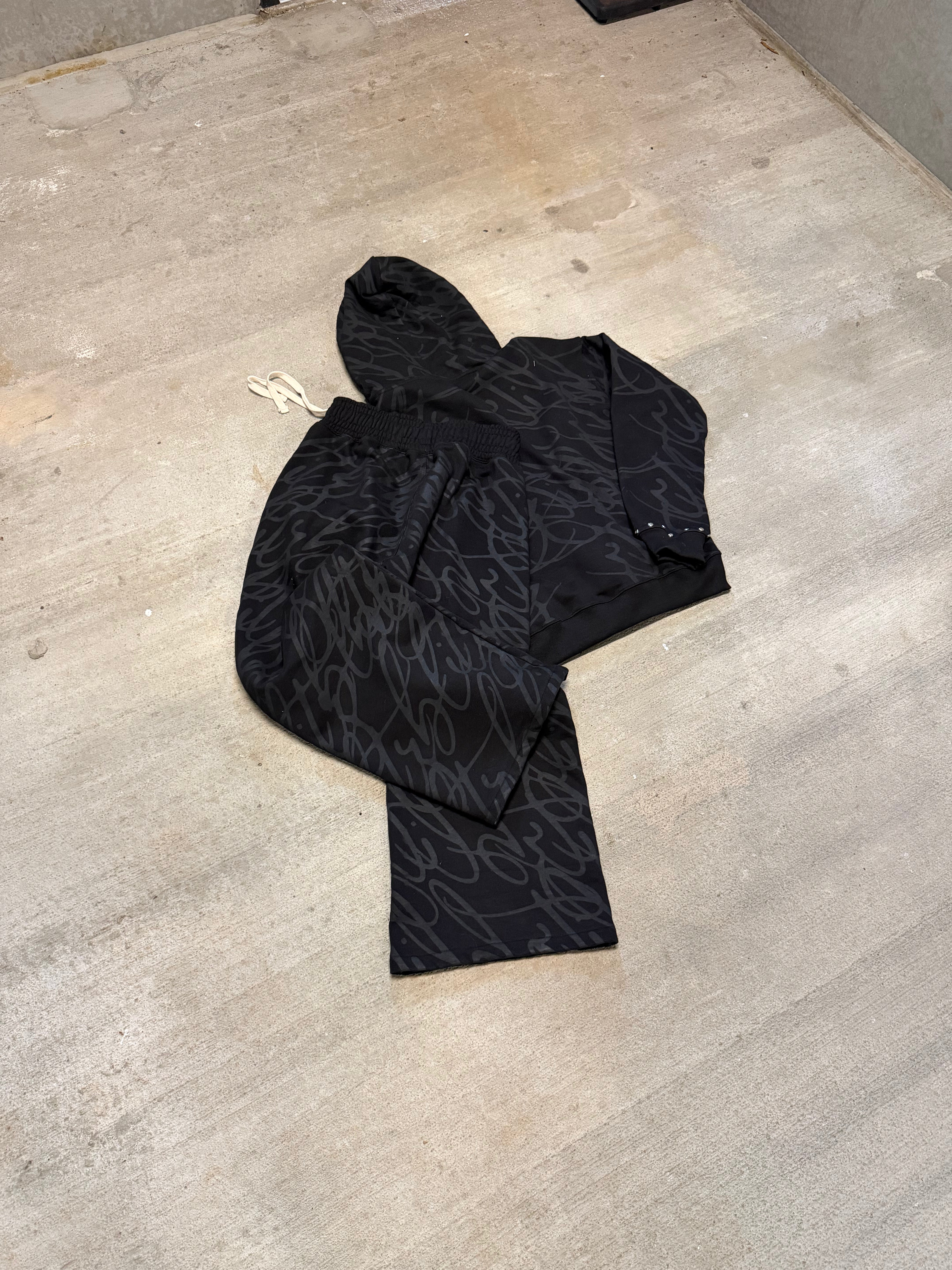 Blitz Signature Sweats