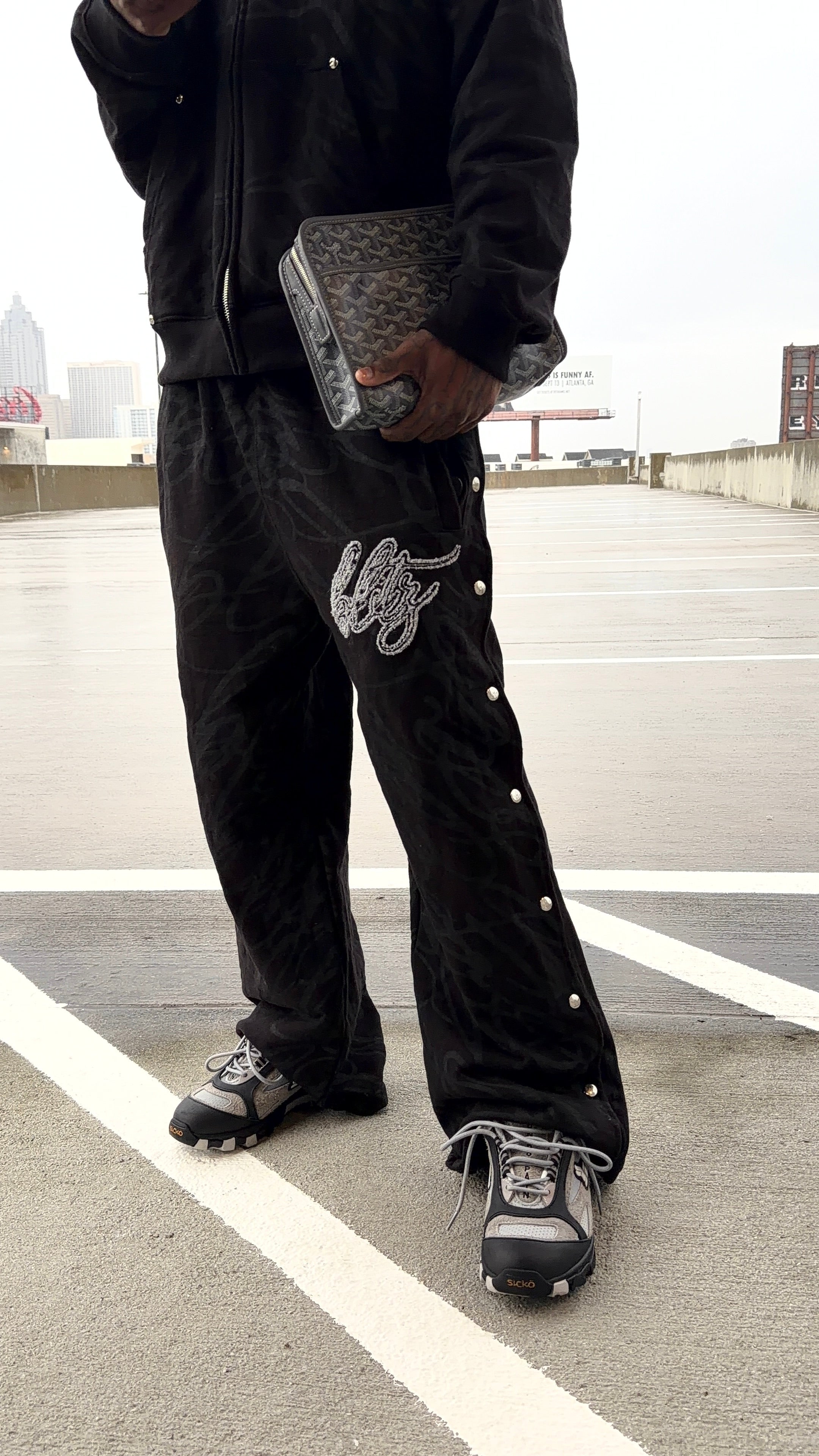 Blitz Signature Sweats